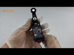 Mitsubishi Hitachi Wyłącznik pufru w windzie Wyłącznik ograniczenia jazdy D4N-2A20 Wyłącznik bezpieczeństwa ograniczenia jazdy