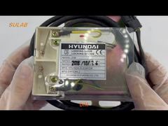 Urządzenie blokady drzwi windy, styk ruchomy, hak w holu windy, urządzenie drzwi piętrowych, blokada drzwi windy