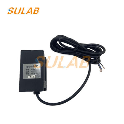 Czujnik poziomowania windy serii NDS-83 z fotoelektrycznym wykrywaniem bezkontaktowym dla dokładności na poziomie milimetrów i wyjściem dwukanałowym